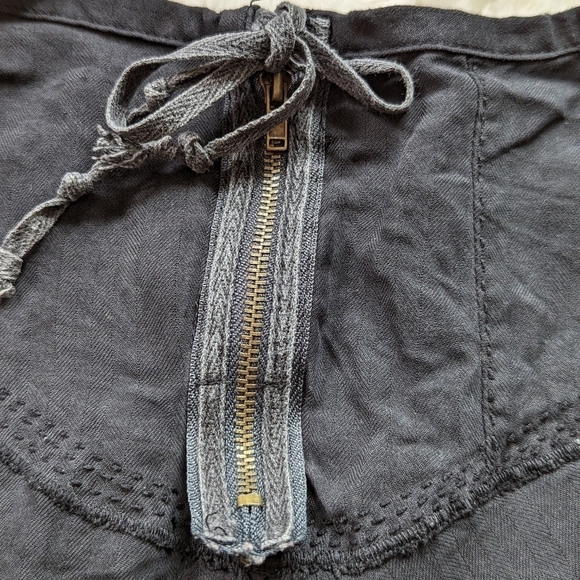 Da-nang asymmetrical mini skirt xs BLACK - Picture 4 of 13